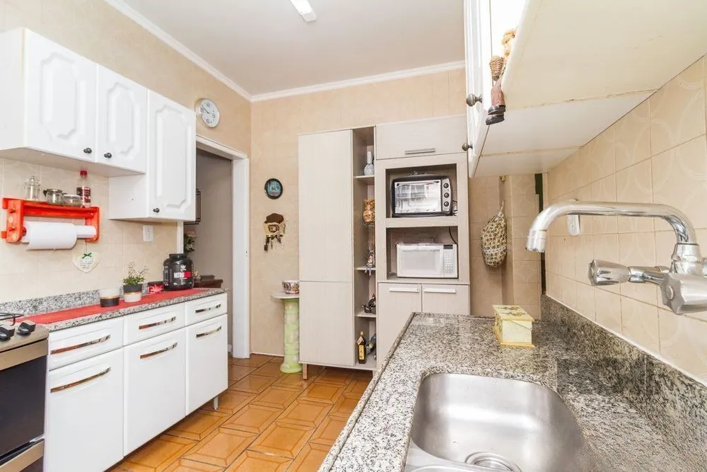 Casa, 4 quartos, 225 m² - Foto 2