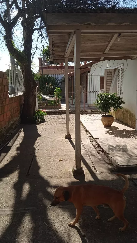 Casa à venda com 3 quartos, 84m² - Foto 2