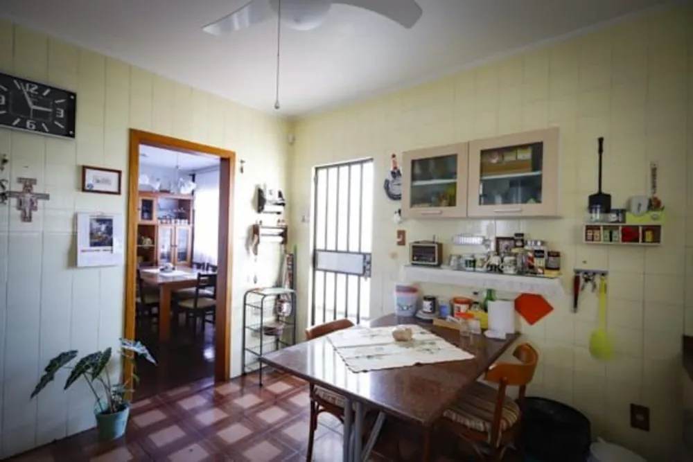 Casa, 4 quartos, 271 m² - Foto 2