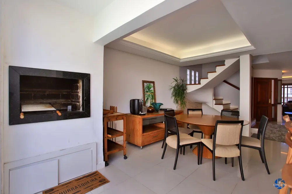 Casa, 3 quartos, 286 m² - Foto 9