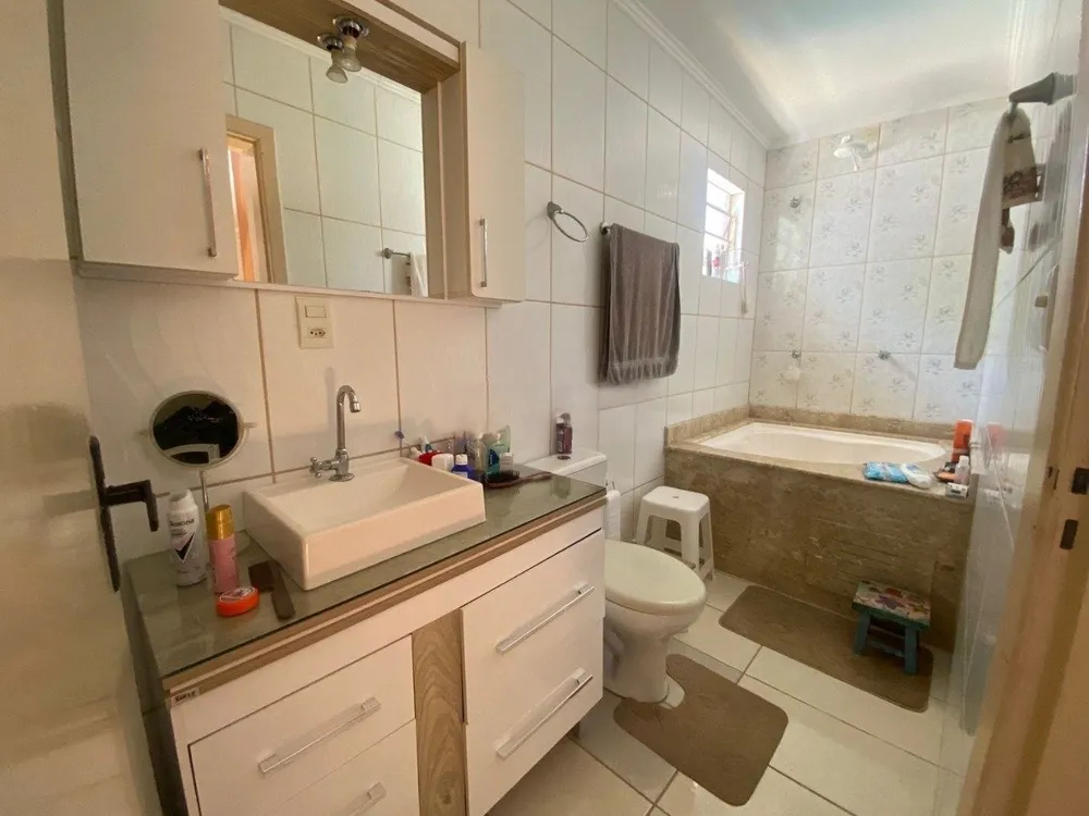 Casa, 4 quartos, 181 m² - Foto 3