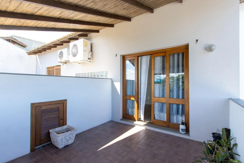 Casa, 3 quartos, 229 m² - Foto 3