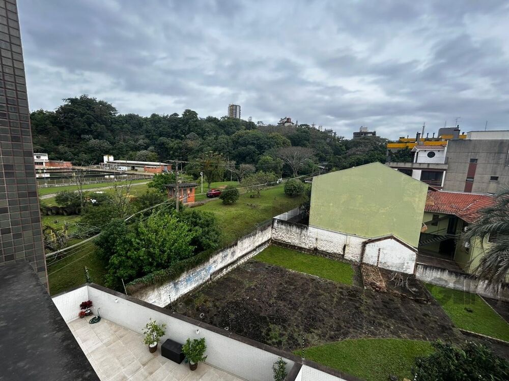 Apartamento à venda com 3 quartos, 109m² - Foto 7