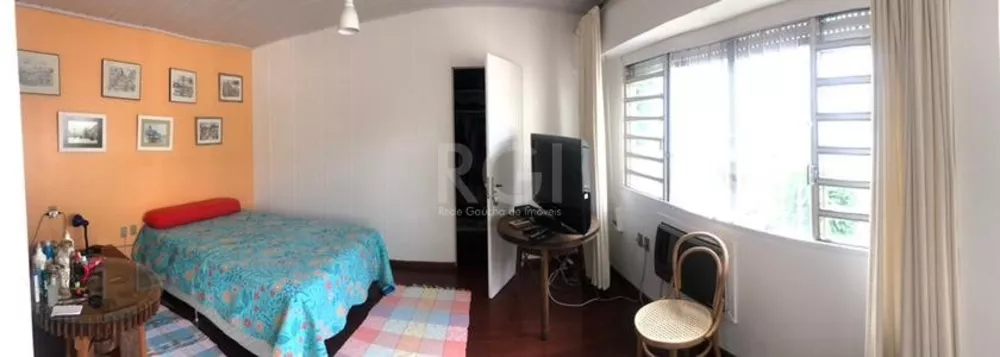 Casa à venda com 4 quartos, 335m² - Foto 3