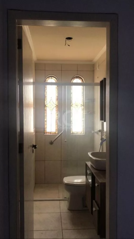 Casa à venda com 3 quartos, 241m² - Foto 17