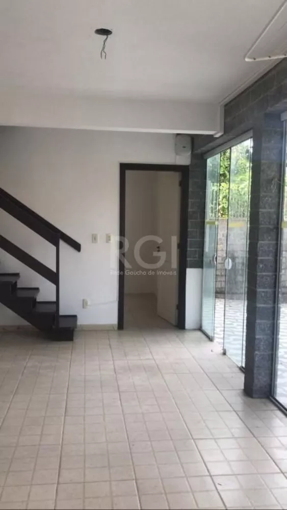 Casa à venda com 3 quartos, 241m² - Foto 10