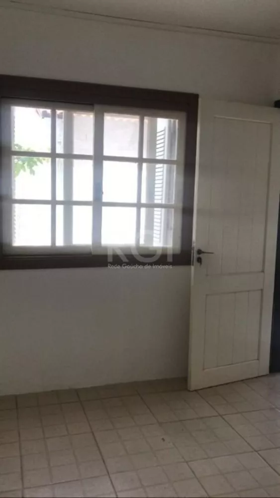 Casa à venda com 3 quartos, 241m² - Foto 12