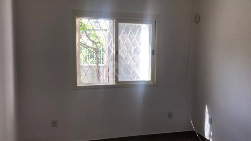 Casa à venda com 3 quartos, 241m² - Foto 18