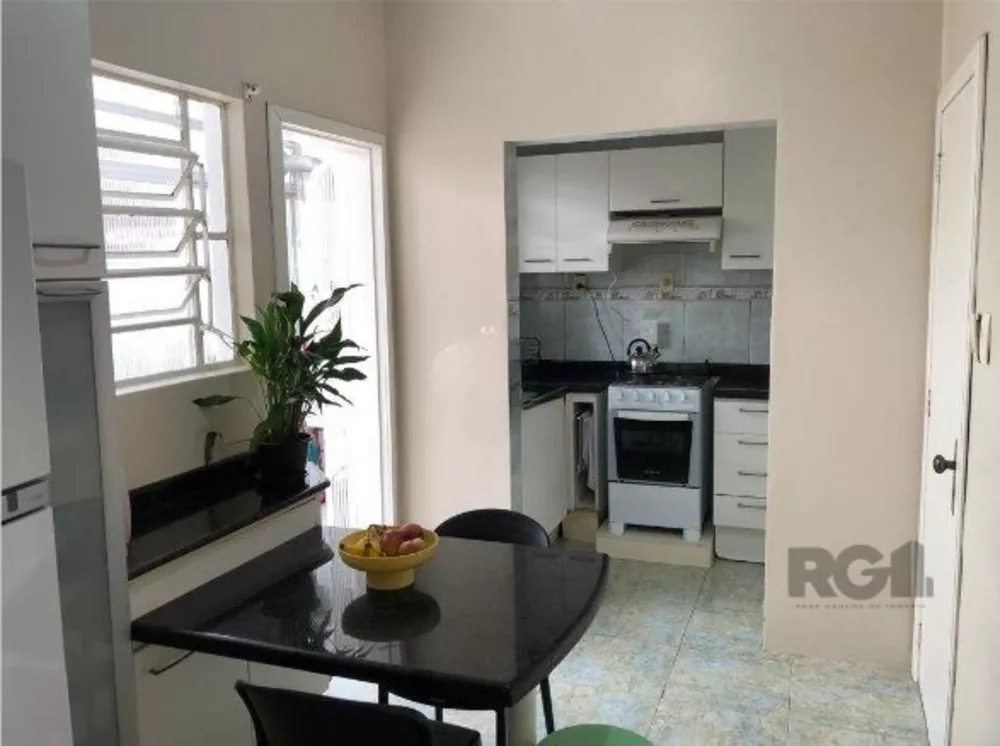 Apartamento à venda com 2 quartos, 67m² - Foto 3