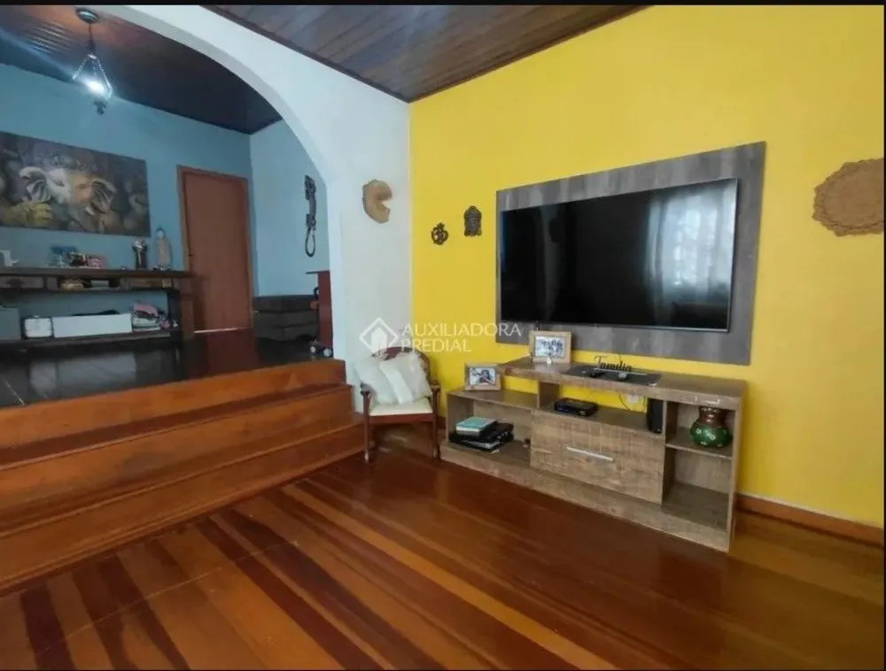 Casa, 3 quartos, 261 m² - Foto 2