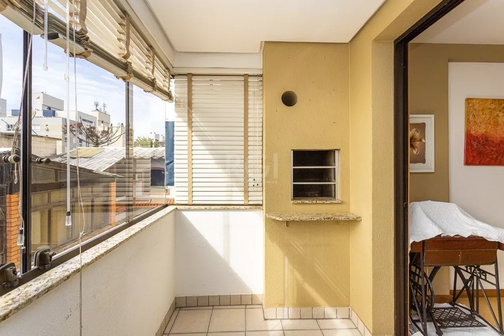 Apartamento à venda com 2 quartos, 65m² - Foto 2