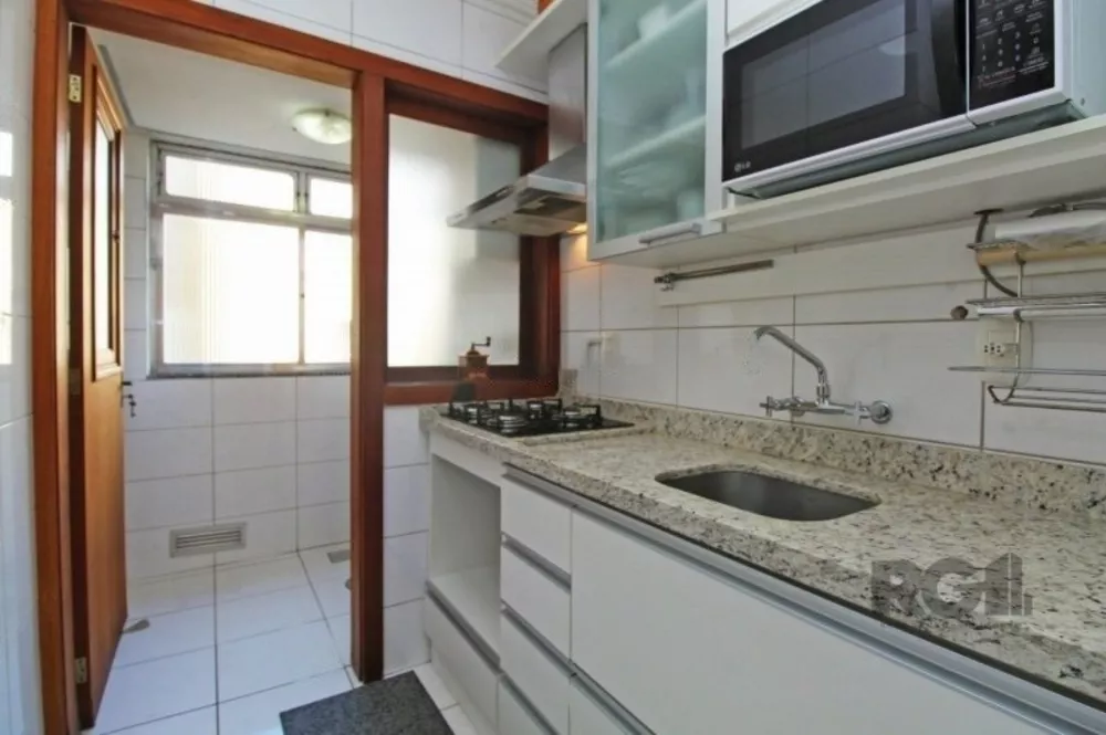 Apartamento à venda com 2 quartos, 75m² - Foto 7