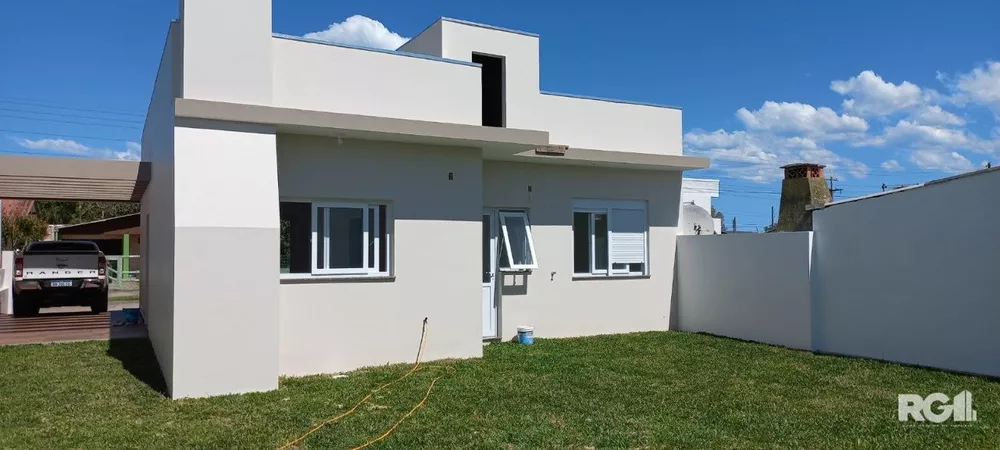 Casa à venda com 2 quartos, 301m² - Foto 1