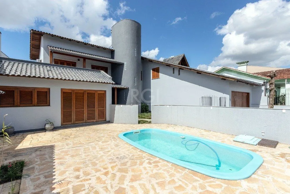 Casa, 5 quartos, 151 m² - Foto 1