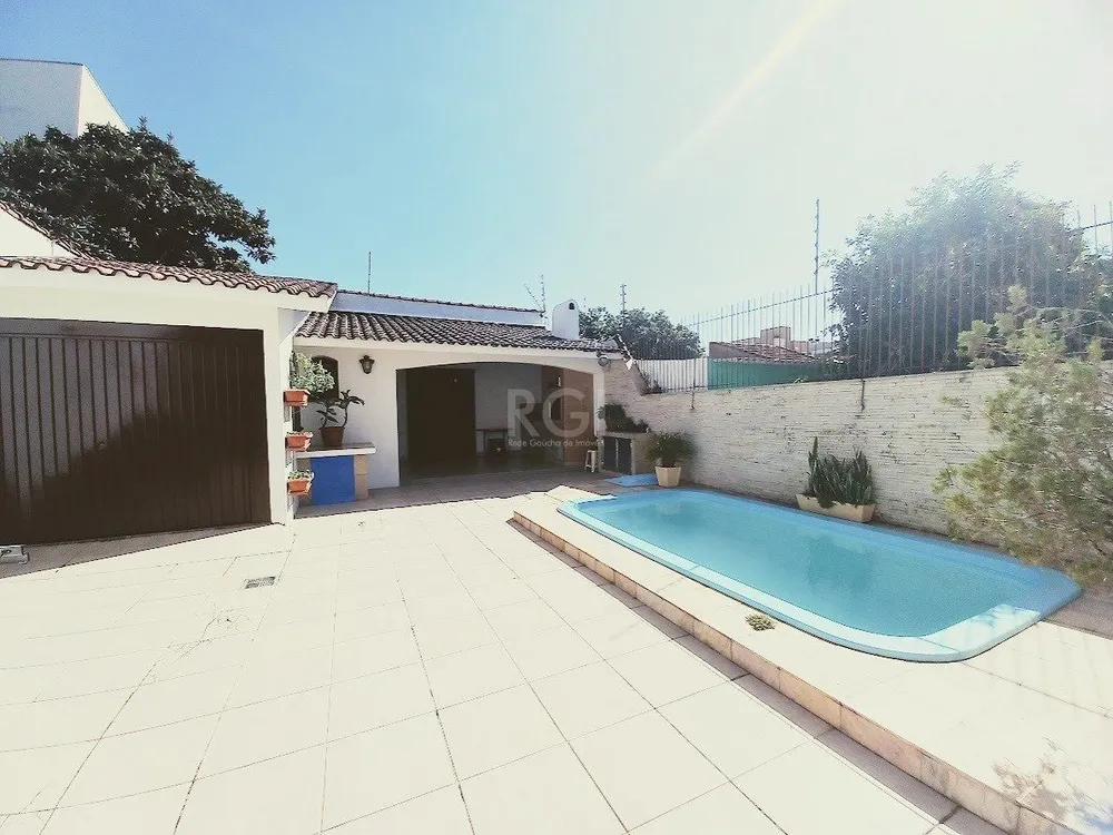 Casa, 5 quartos, 316 m² - Foto 1