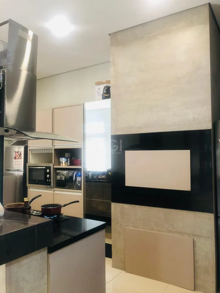 Casa, 4 quartos, 145 m² - Foto 1