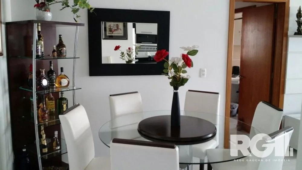 Apartamento à venda com 3 quartos, 95m² - Foto 3