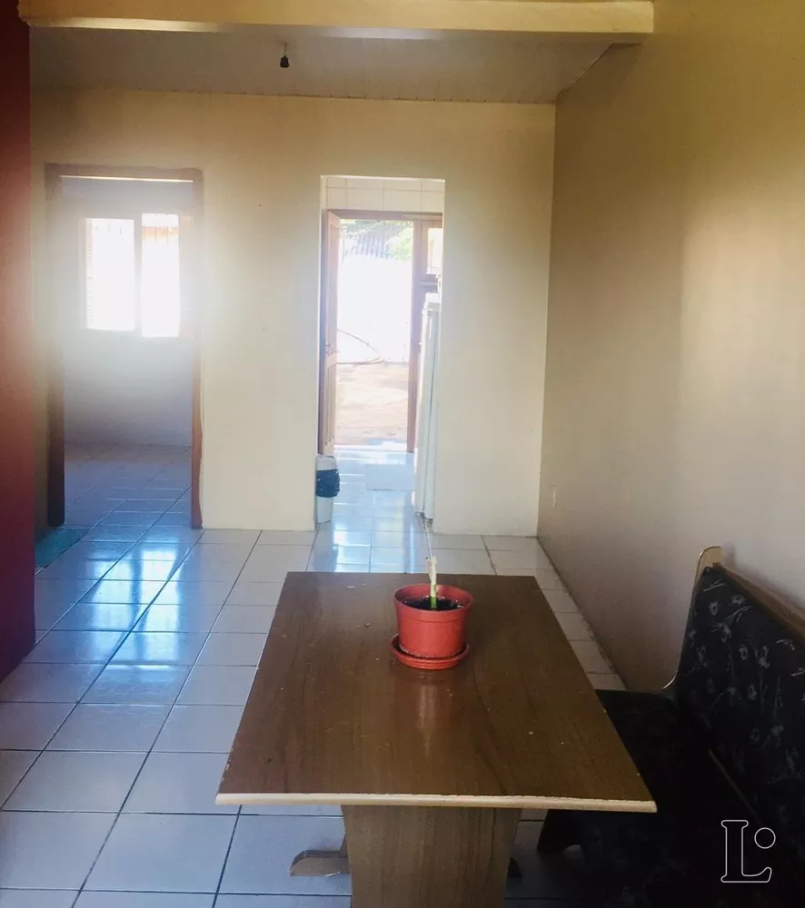 Casa à venda com 2 quartos, 41m² - Foto 2