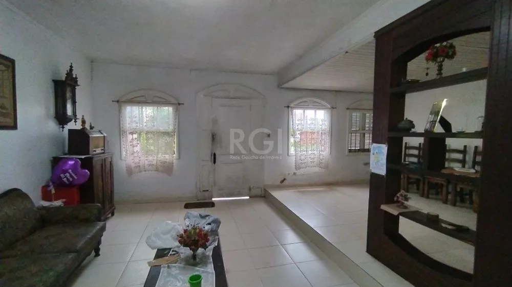 Casa à venda com 3 quartos, 199m² - Foto 2