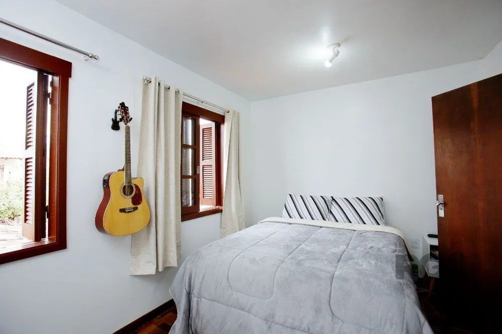 Casa, 3 quartos, 229 m² - Foto 2
