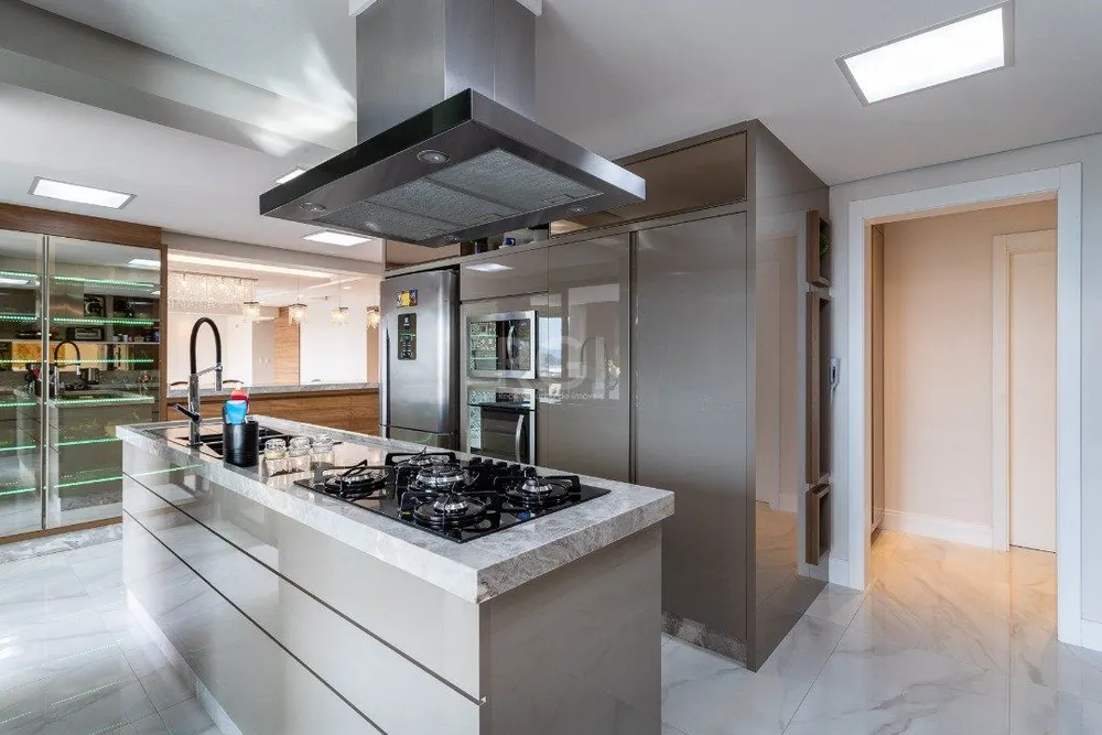 Casa, 3 quartos, 237 m² - Foto 4