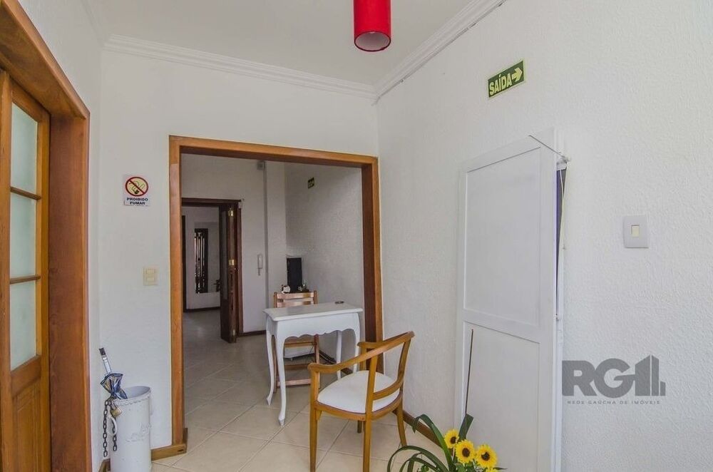 Casa à venda com 2 quartos, 117m² - Foto 3