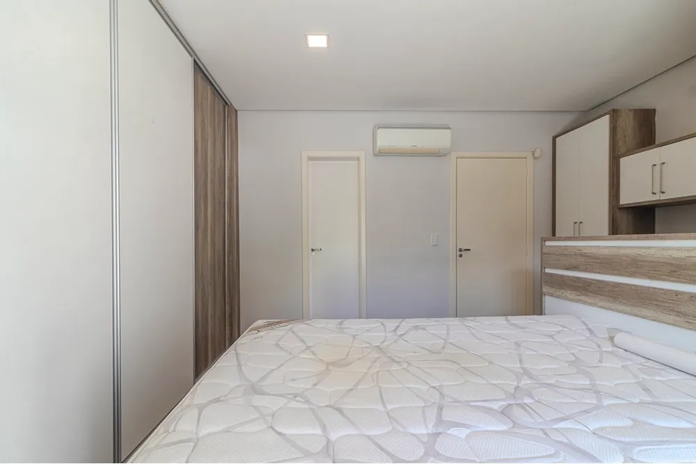 Casa, 4 quartos, 378 m² - Foto 2