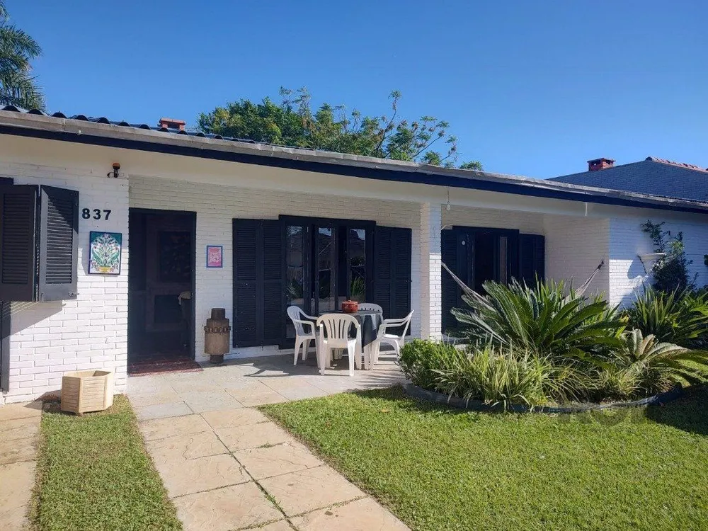 Casa, 5 quartos, 149 m² - Foto 2