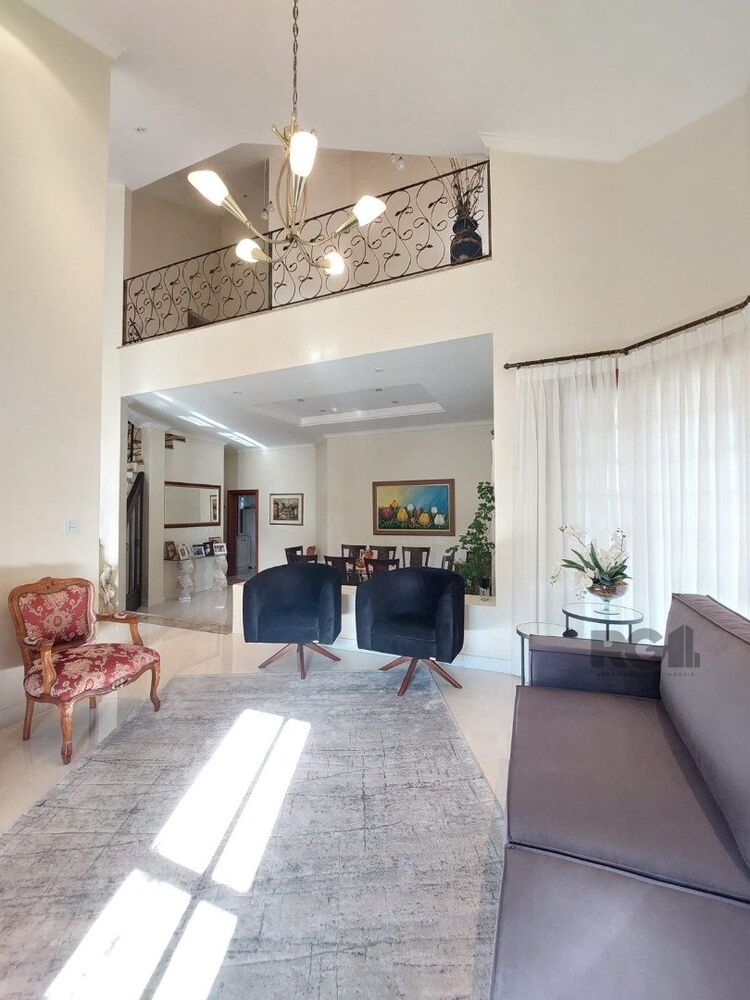 Casa de Condomínio à venda com 3 quartos, 452m² - Foto 1