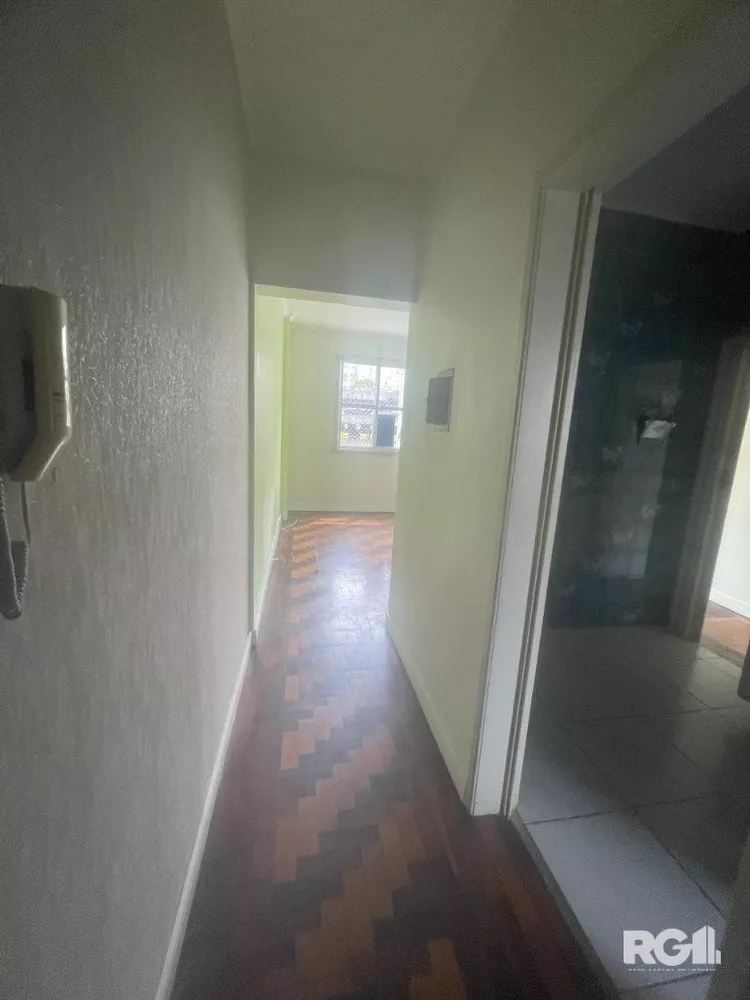 Apartamento à venda com 2 quartos, 61m² - Foto 4