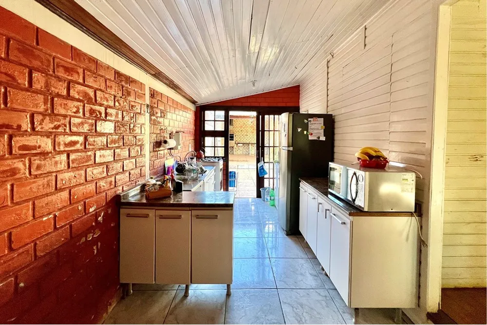 Casa, 3 quartos, 241 m² - Foto 3