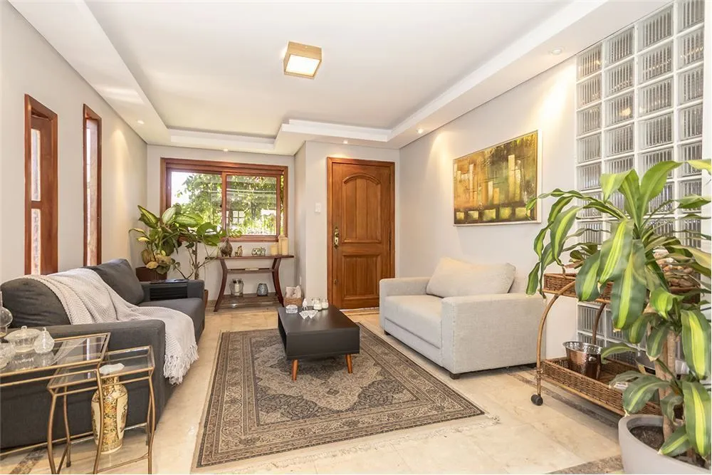 Casa, 4 quartos, 251 m² - Foto 2