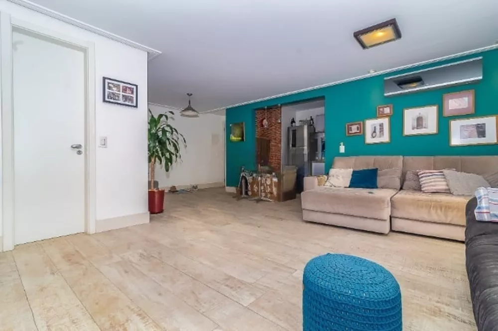 Apartamento à venda com 2 quartos, 72m² - Foto 3