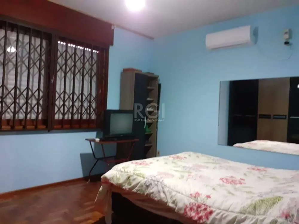 Casa, 4 quartos, 129 m² - Foto 1