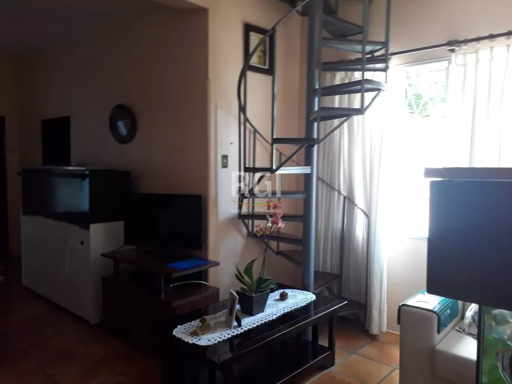 Casa à venda com 3 quartos, 199m² - Foto 3