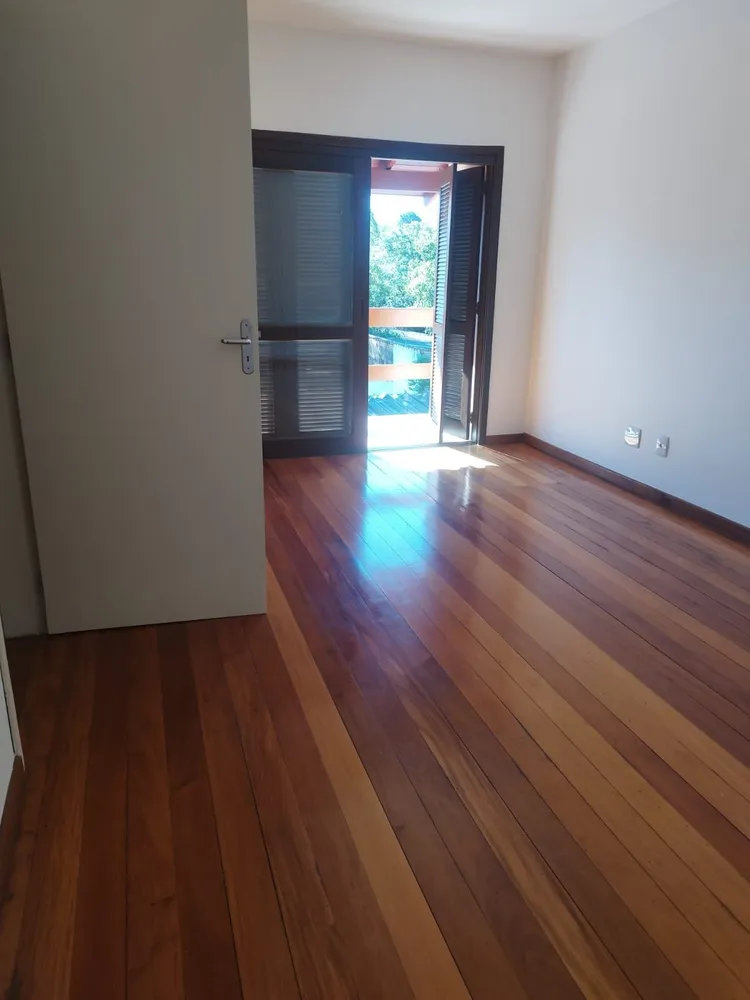 Casa, 4 quartos, 249 m² - Foto 4