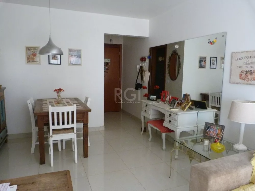 Apartamento à venda com 3 quartos, 67m² - Foto 4