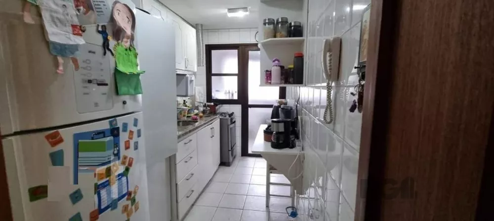 Apartamento à venda com 3 quartos, 94m² - Foto 13