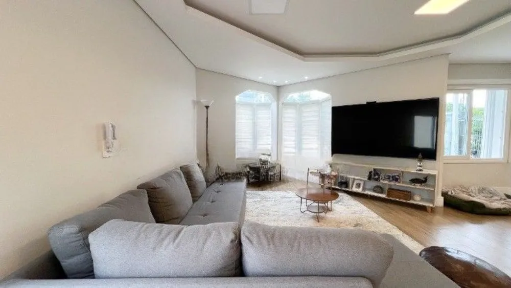 Casa, 3 quartos, 229 m² - Foto 1