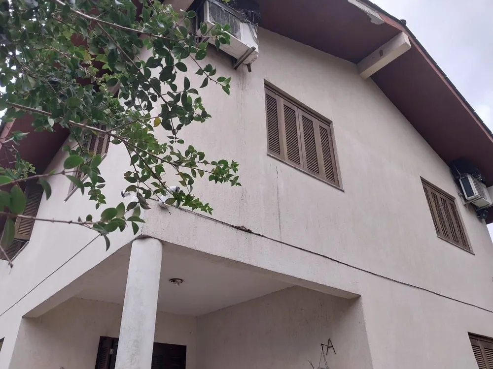 Casa, 5 quartos, 303 m² - Foto 3