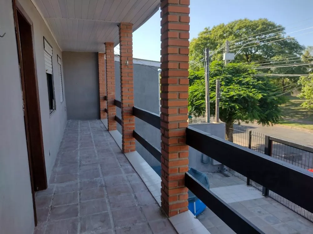 Casa à venda com 3 quartos, 119m² - Foto 2