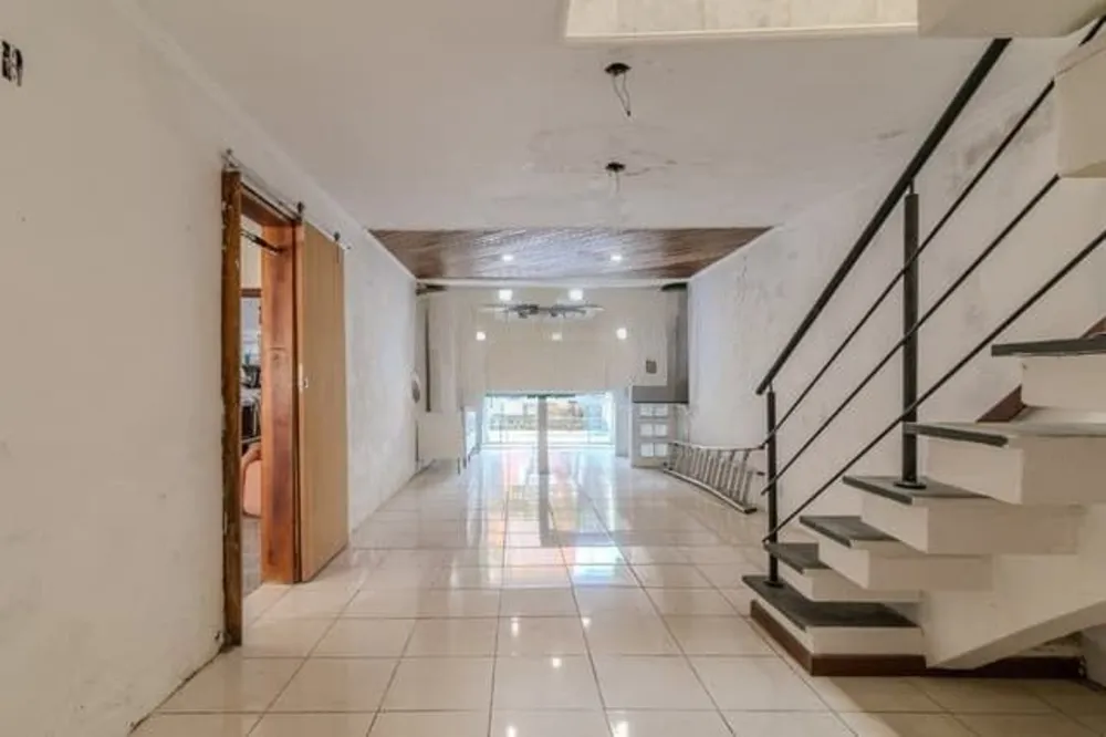 Casa, 4 quartos, 324 m² - Foto 2