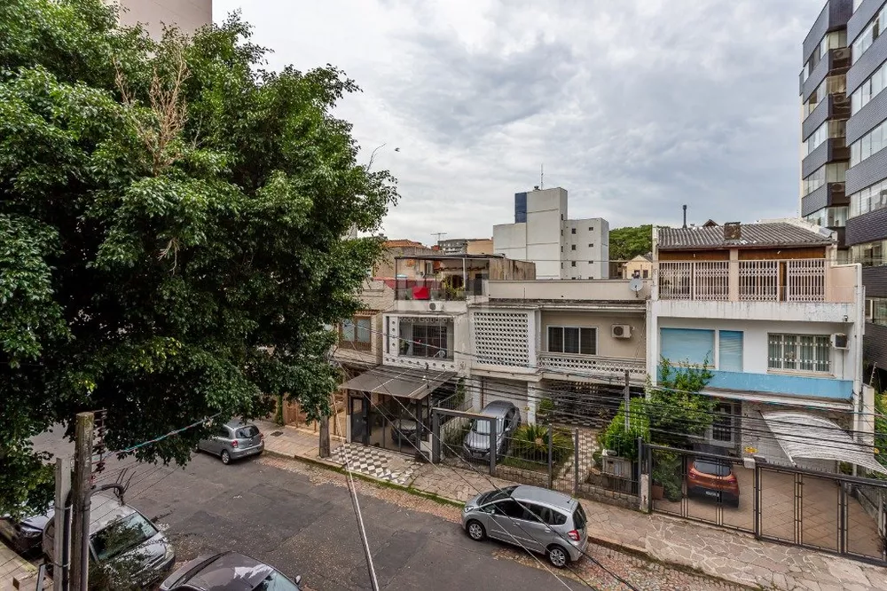 Apartamento à venda com 3 quartos, 136m² - Foto 1