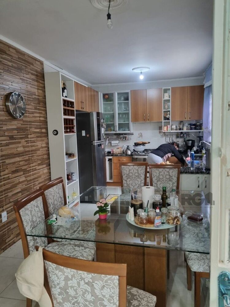 Casa à venda com 3 quartos, 164m² - Foto 2