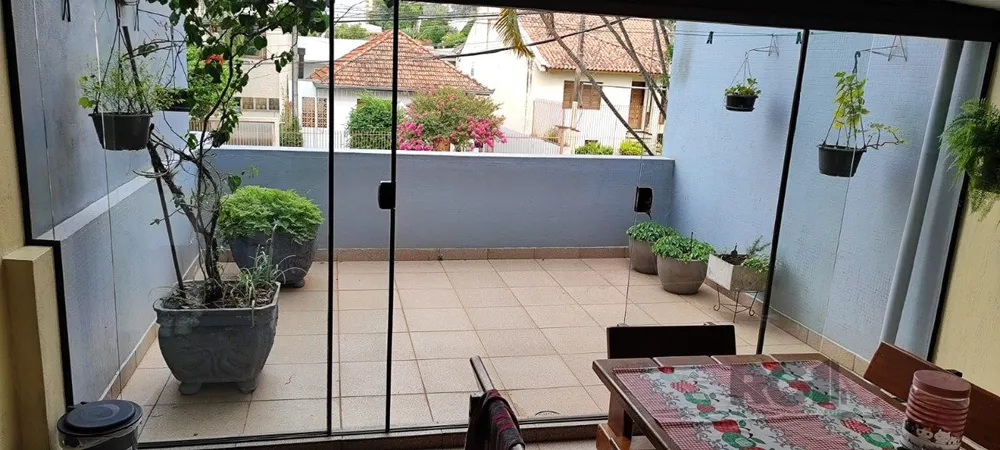 Apartamento à venda com 3 quartos, 133m² - Foto 1