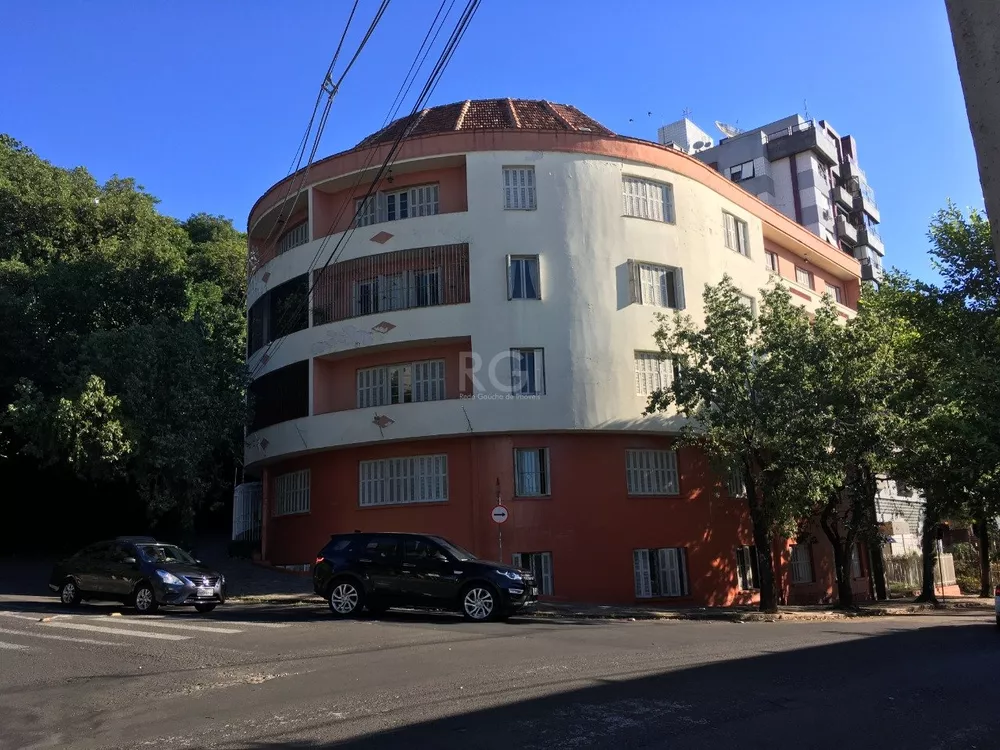 Apartamento à venda com 3 quartos, 95m² - Foto 1