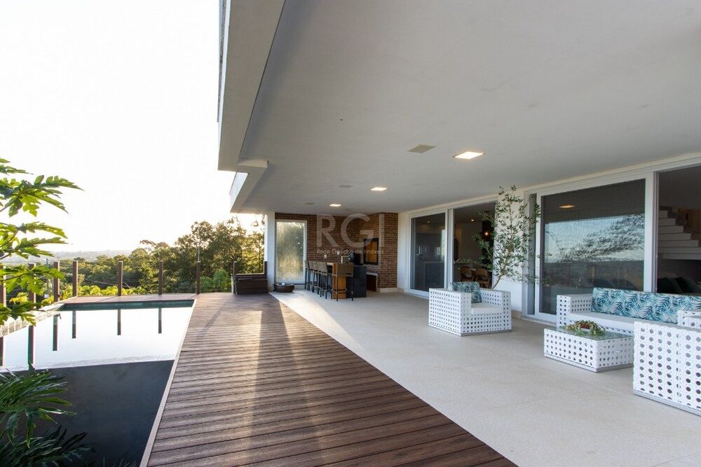 Casa de Condomínio à venda com 3 quartos, 341m² - Foto 3