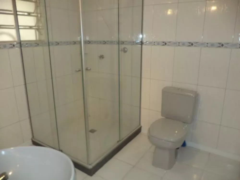 Apartamento à venda com 2 quartos, 68m² - Foto 3