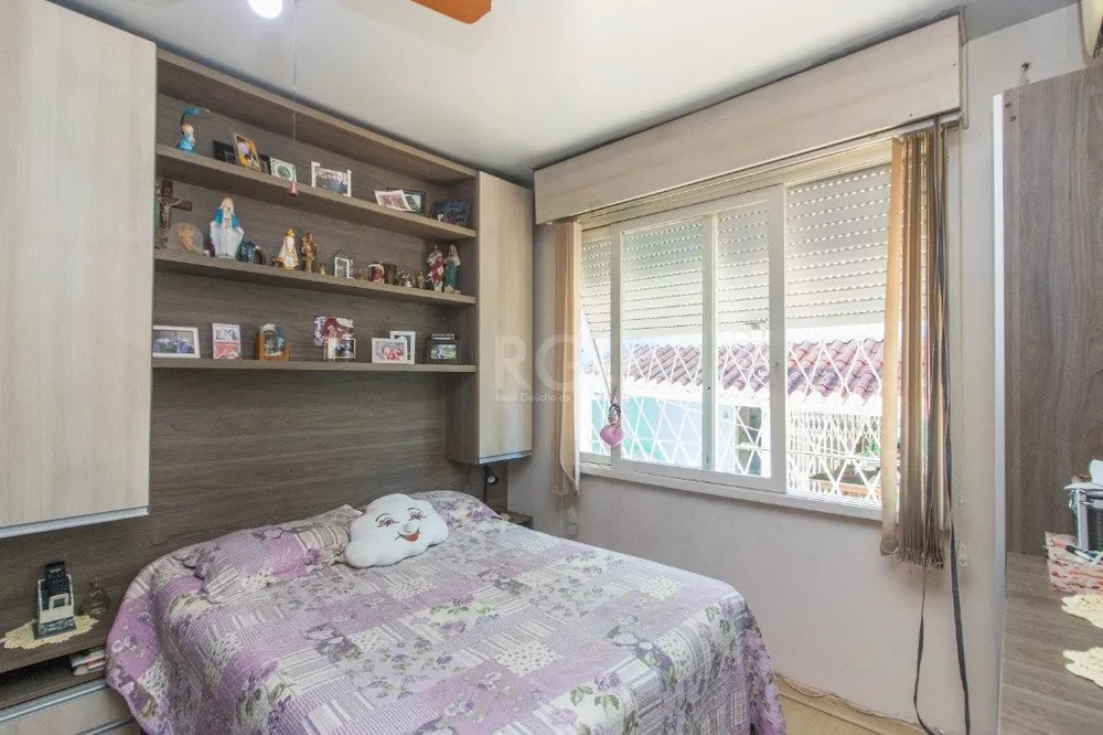 Casa à venda com 5 quartos, 199m² - Foto 11