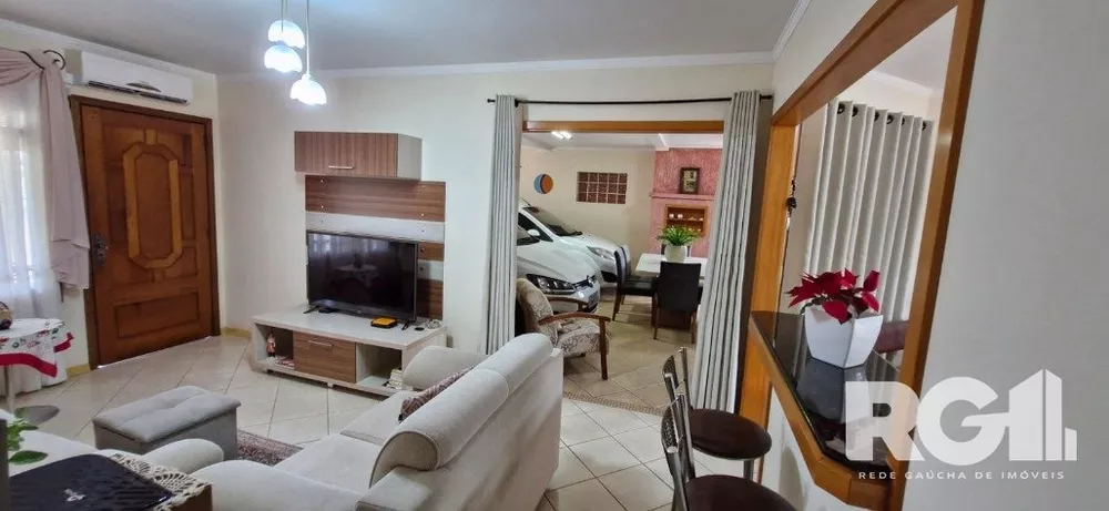 Casa à venda com 4 quartos, 157m² - Foto 4